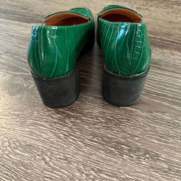 New York & Company Penny Croc Heeled Loafer - Picture 7 of 10